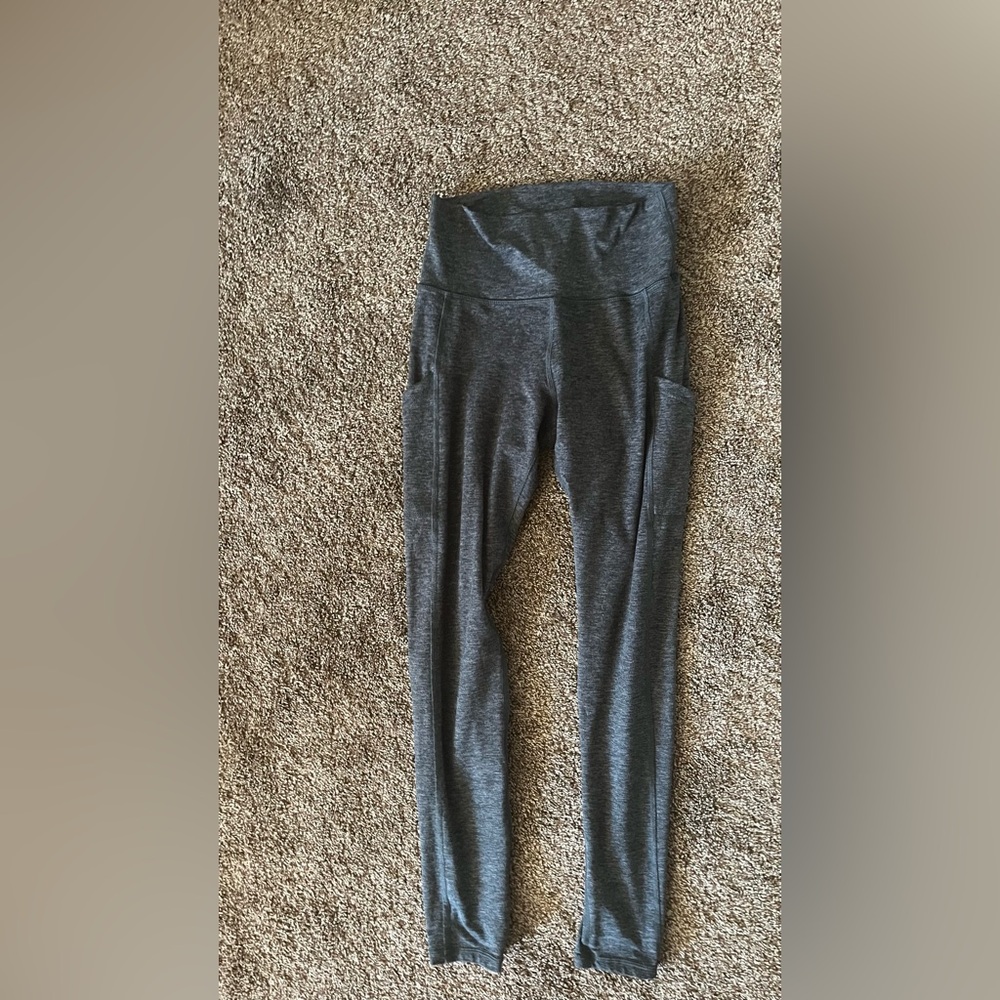 American Eagle Women’s Gray Leggings